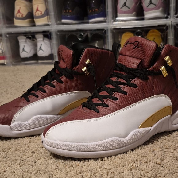Jordan 12 - Picture 1 of 5